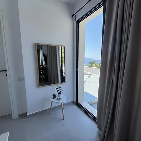 Azzurre Escape Seaview Penthouse Vlore