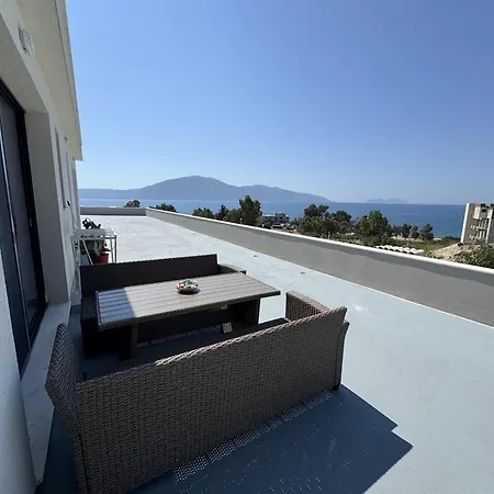 Azzurre Escape Seaview Penthouse Apartmán *