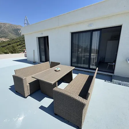 Azzurre Escape Seaview Penthouse * Vlore