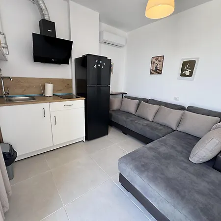 Azzurre Escape Seaview Penthouse Apartment *