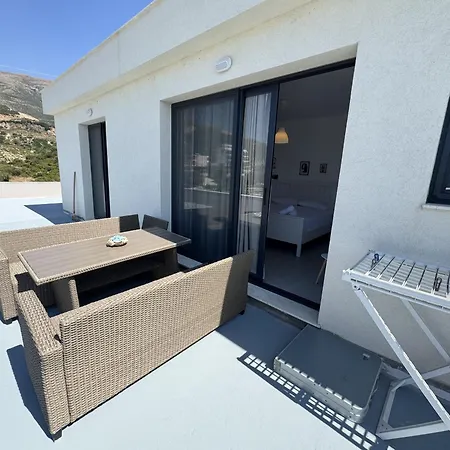 Azzurre Escape Seaview Penthouse Vlorë