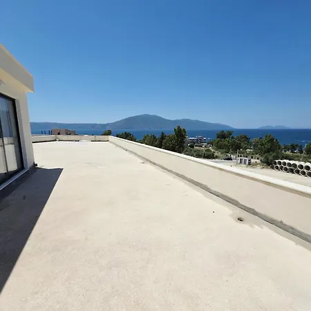 Azzurre Escape Seaview Penthouse * Vlorë